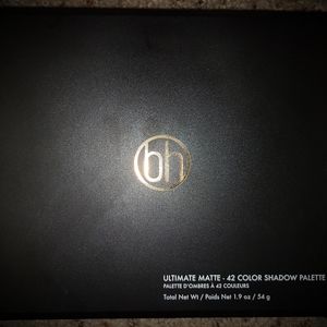 Bh cosmetics ultimate matte palette